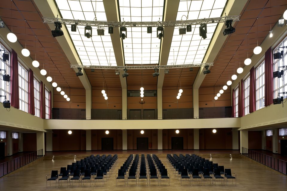 Max-Taut-Aula, Bild 5