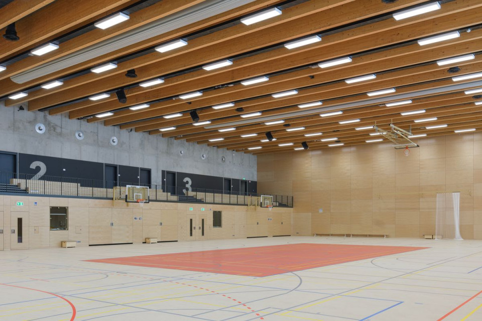Sporthalle am Luftschiffhafen, Bild 5