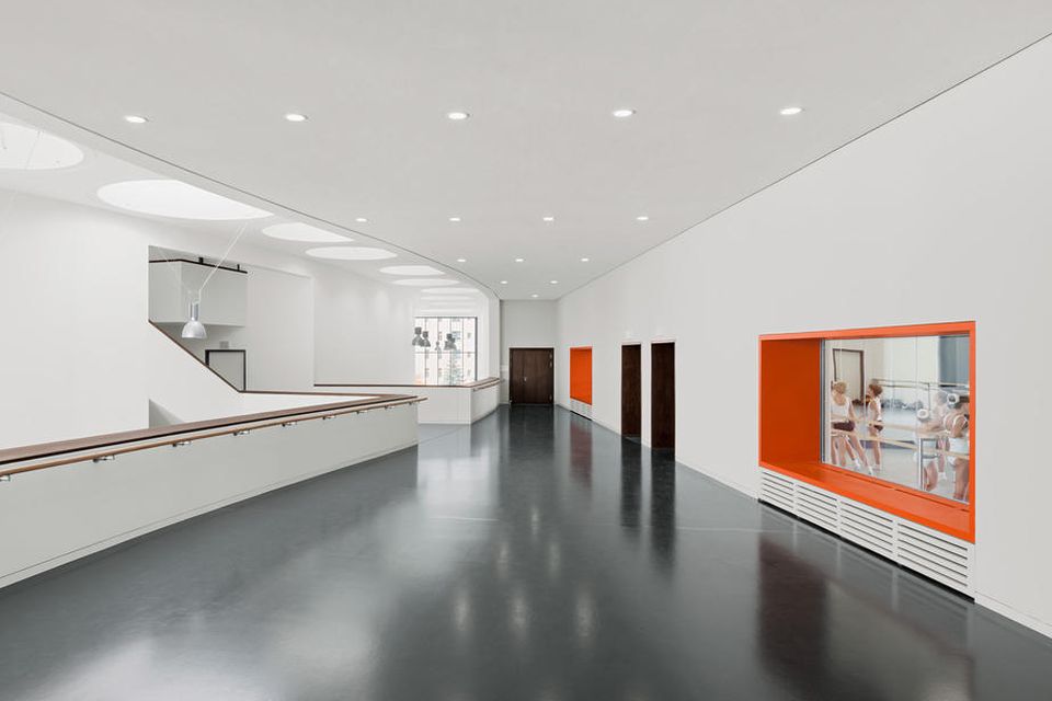 Staatliche Ballettschule, Bild 3