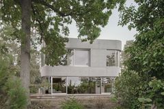 [Bild: Haus am See in Kagel]