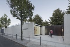 [Bild: Raum der Information]